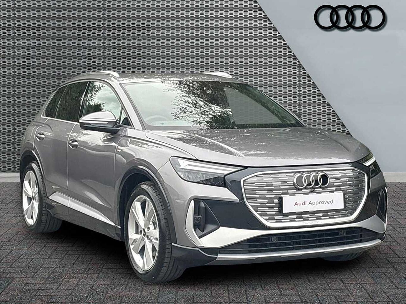 Main listing image - Audi Q4