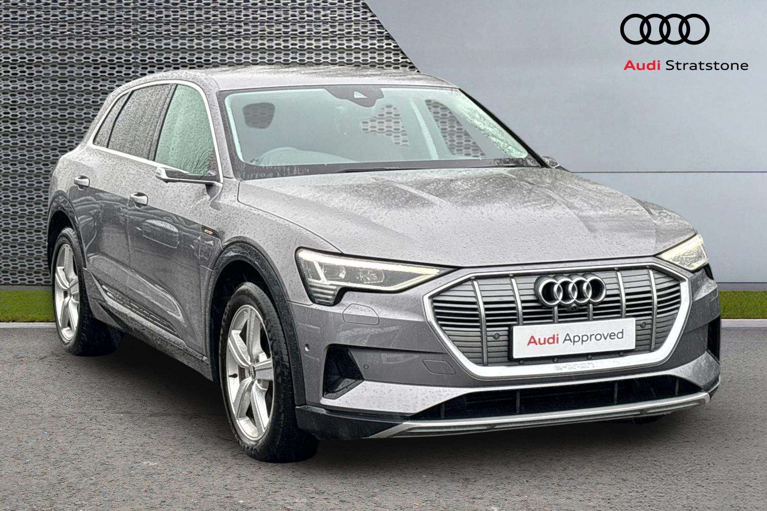 Main listing image - Audi e-tron