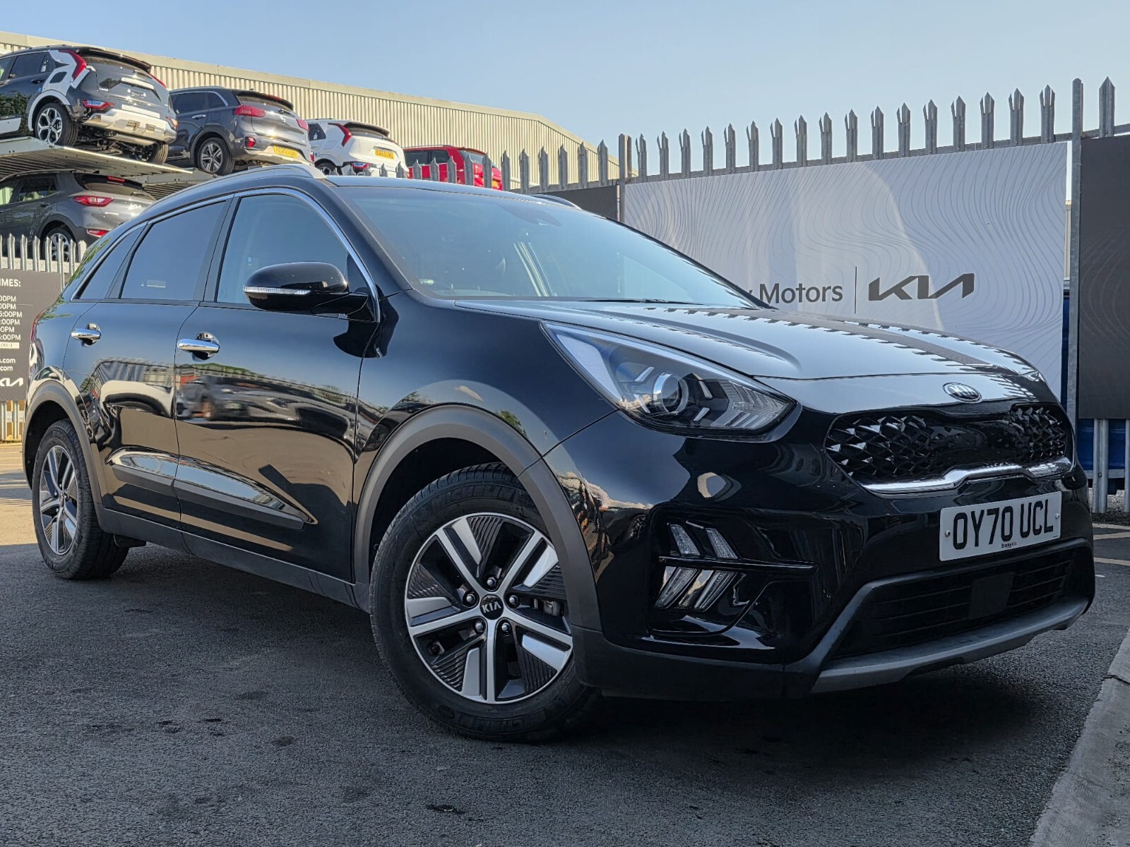 Main listing image - Kia Niro