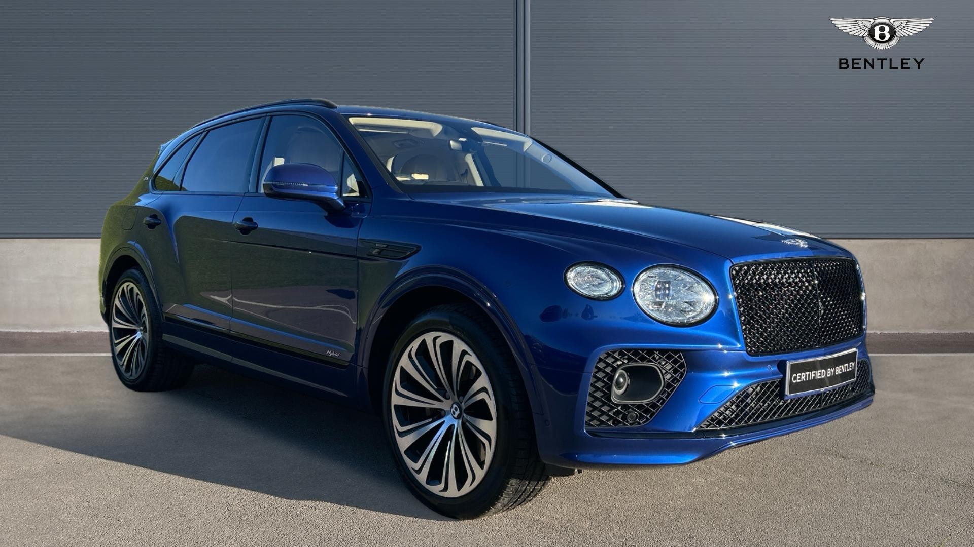 Main listing image - Bentley Bentayga