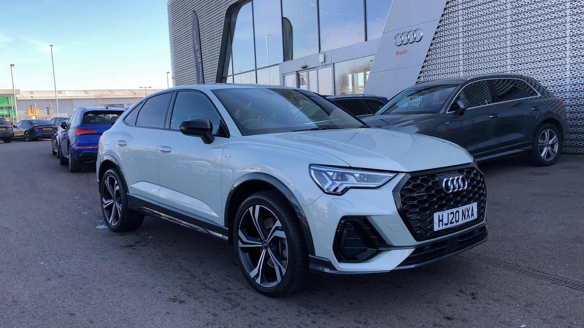 Main listing image - Audi Q3