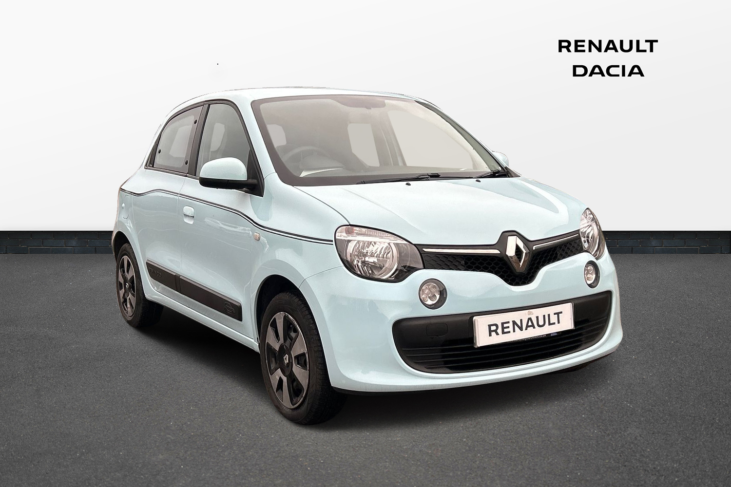 Main listing image - Renault Twingo