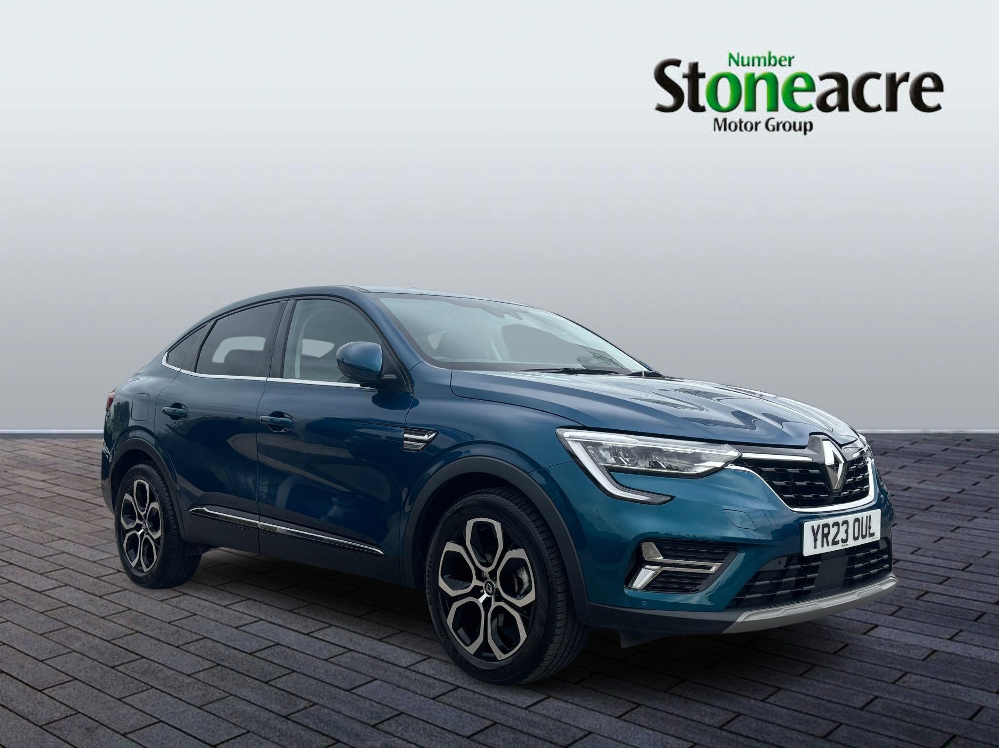 Main listing image - Renault Arkana