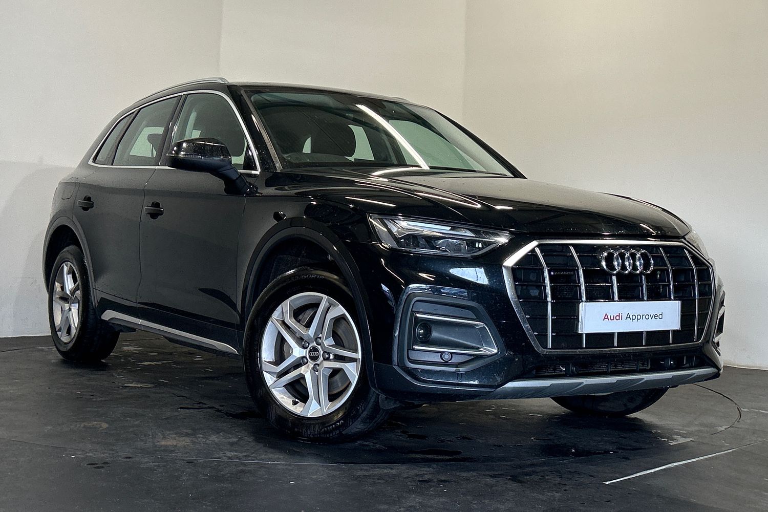 Main listing image - Audi Q5