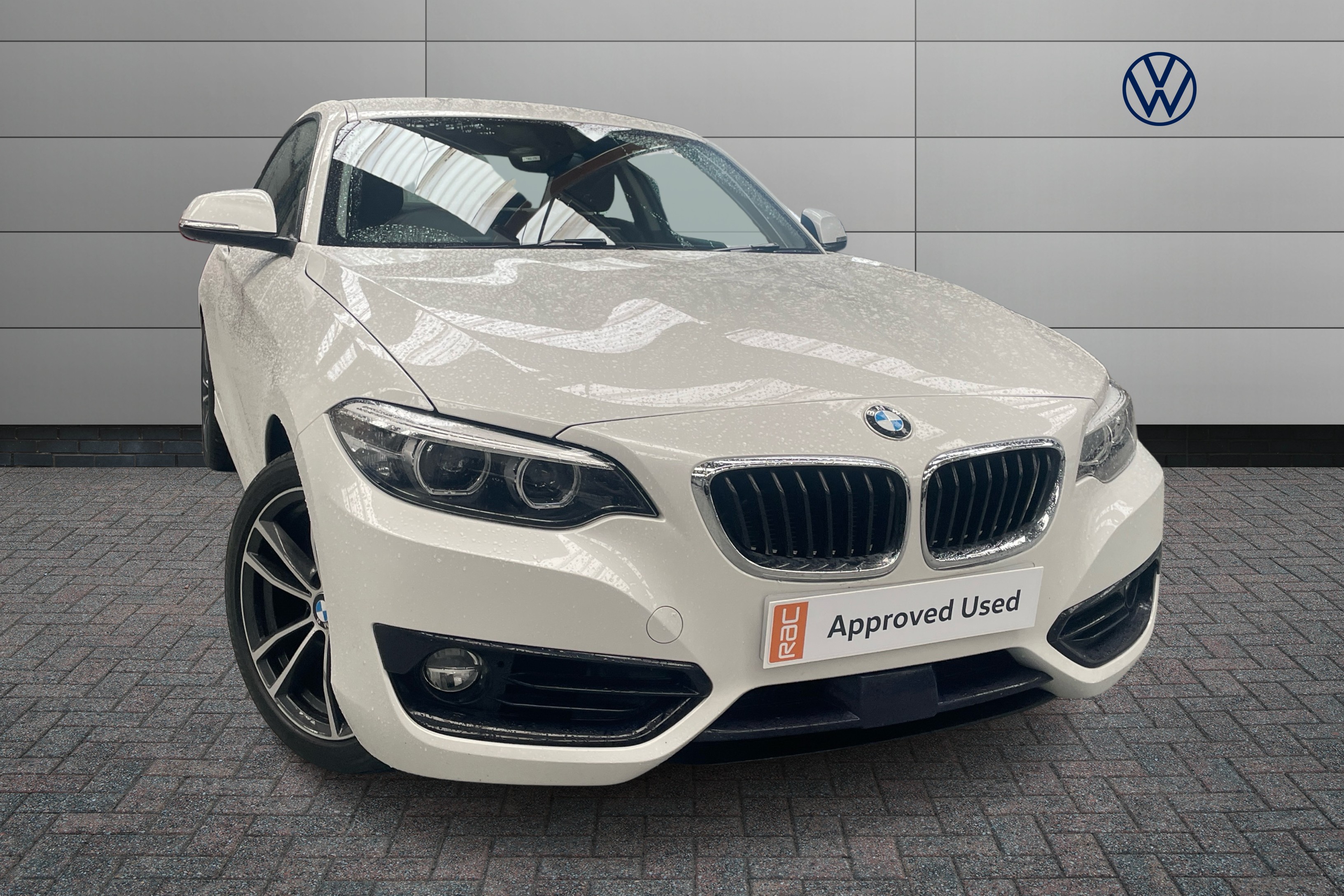Main listing image - BMW 2 Series