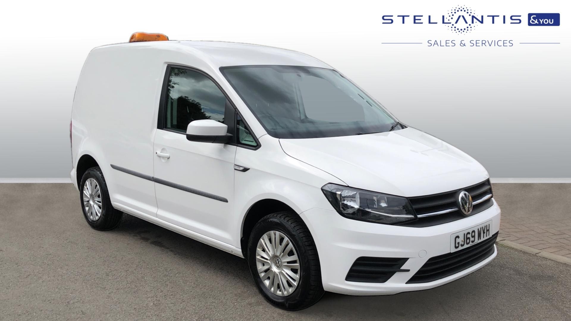 Main listing image - Volkswagen Caddy