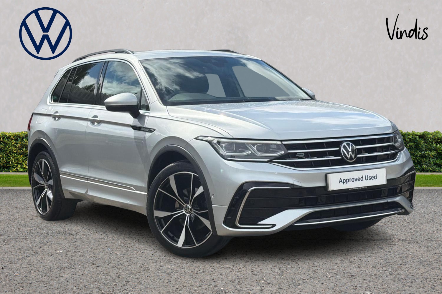 Main listing image - Volkswagen Tiguan