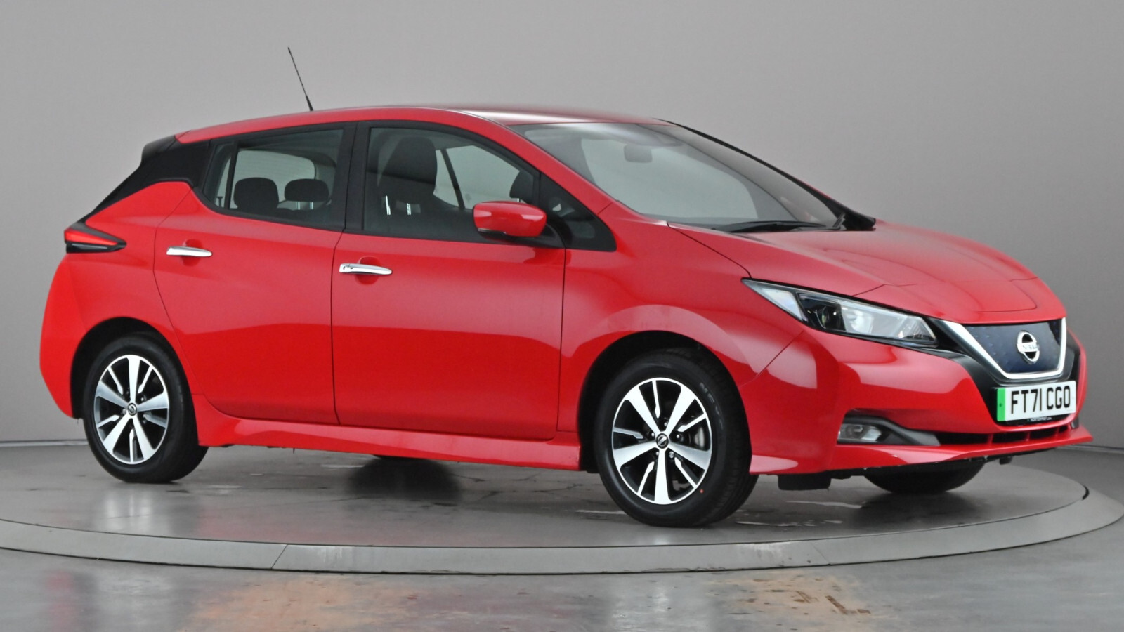 Main listing image - Nissan Leaf