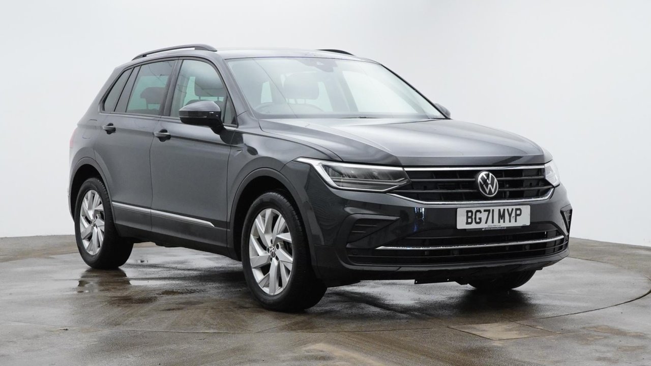 Main listing image - Volkswagen Tiguan