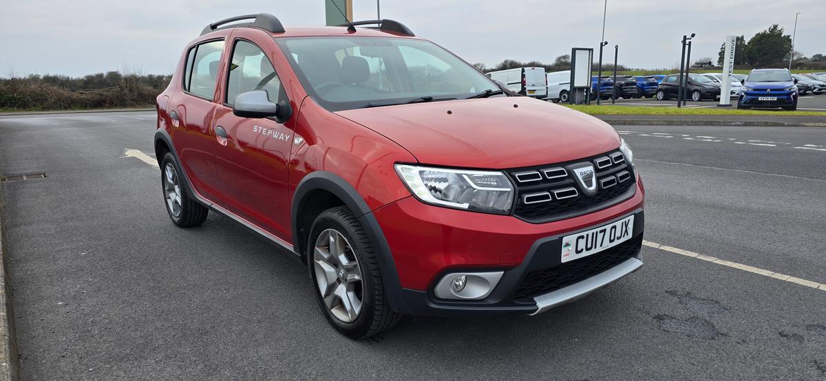 Main listing image - Dacia Sandero Stepway