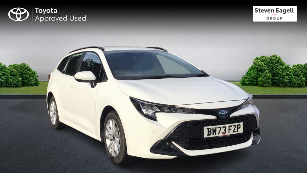 Main listing image - Toyota Corolla Touring Sport