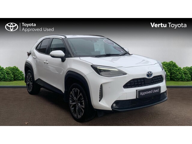 Main listing image - Toyota Yaris Cross