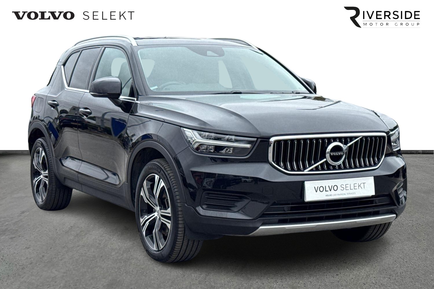 Main listing image - Volvo XC40