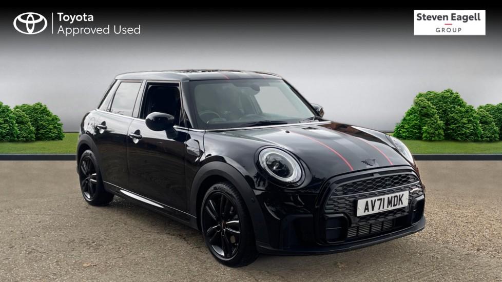 Main listing image - MINI Hatchback 5dr