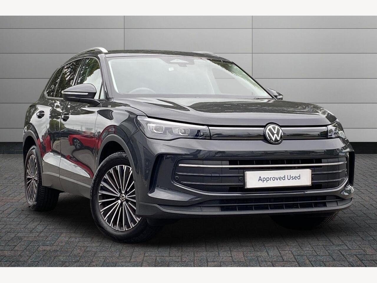 Main listing image - Volkswagen Tiguan