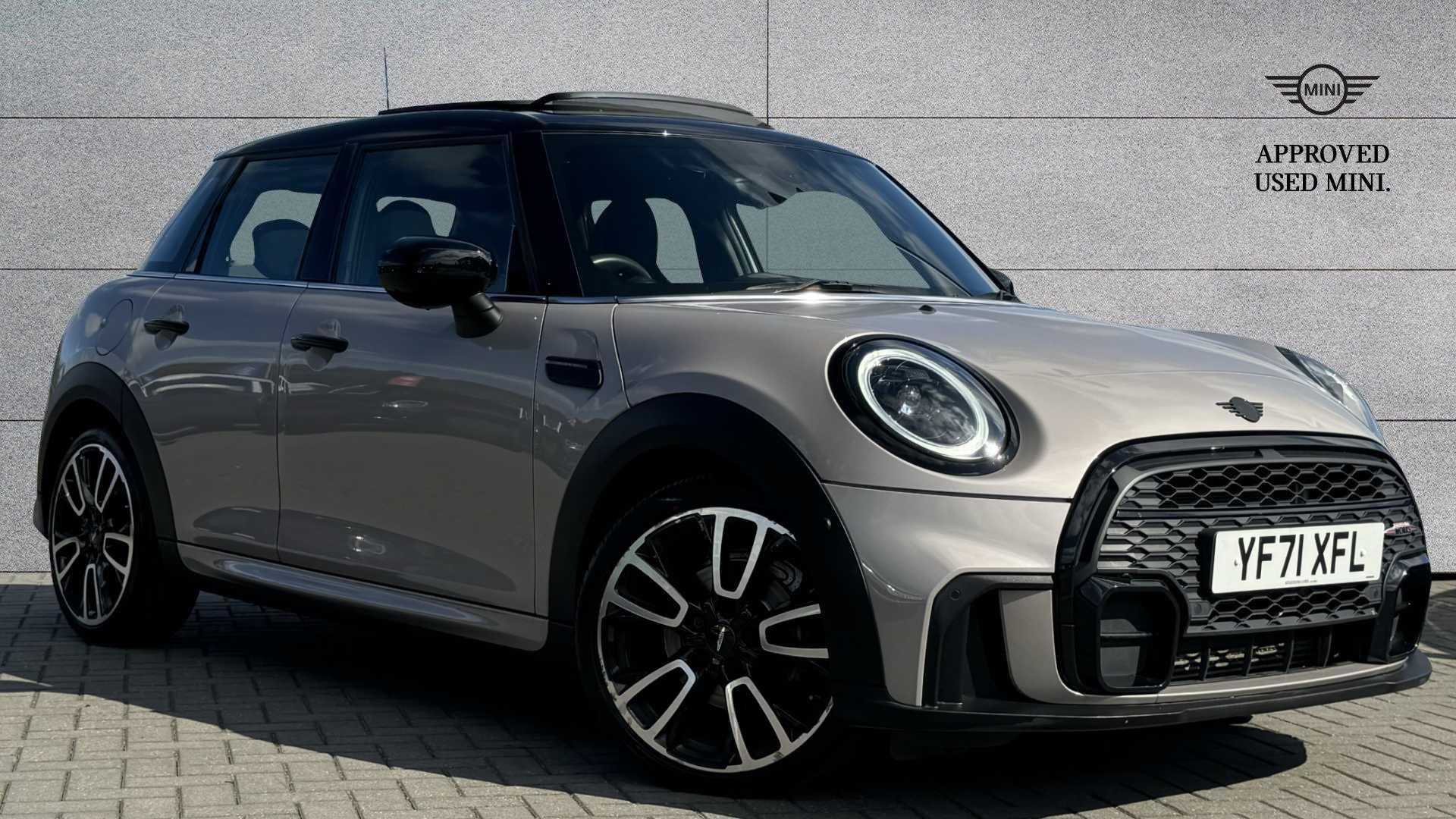 Main listing image - MINI Hatchback 5dr