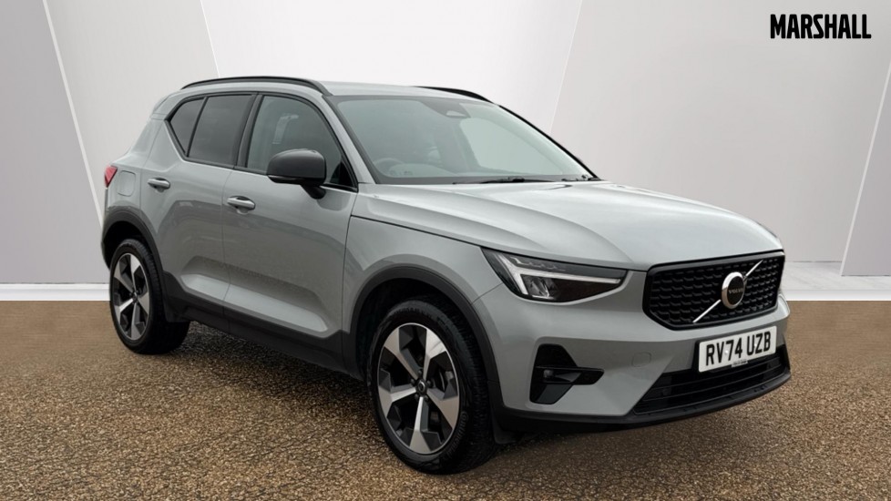 Main listing image - Volvo XC40