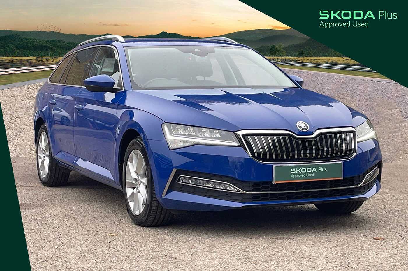 Main listing image - Skoda Superb Estate