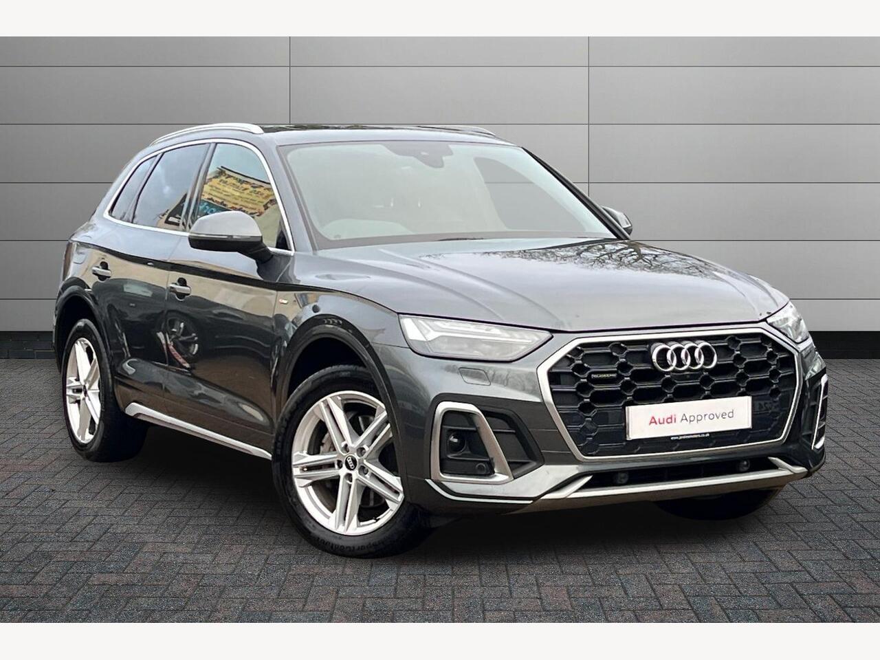 Main listing image - Audi Q5