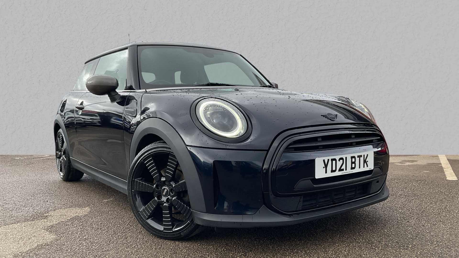 Main listing image - MINI Hatchback