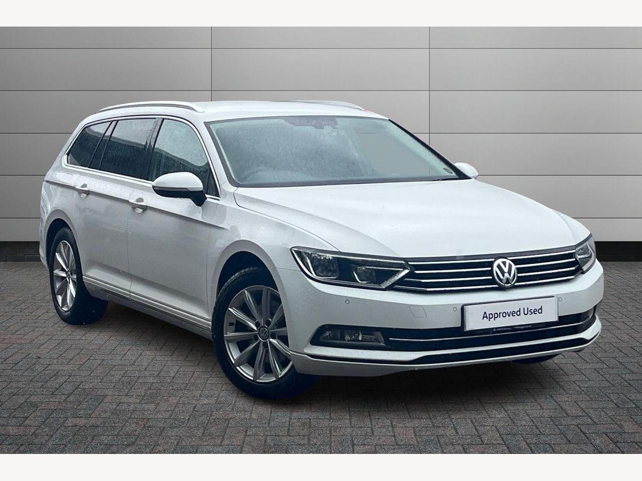 Main listing image - Volkswagen Passat Estate