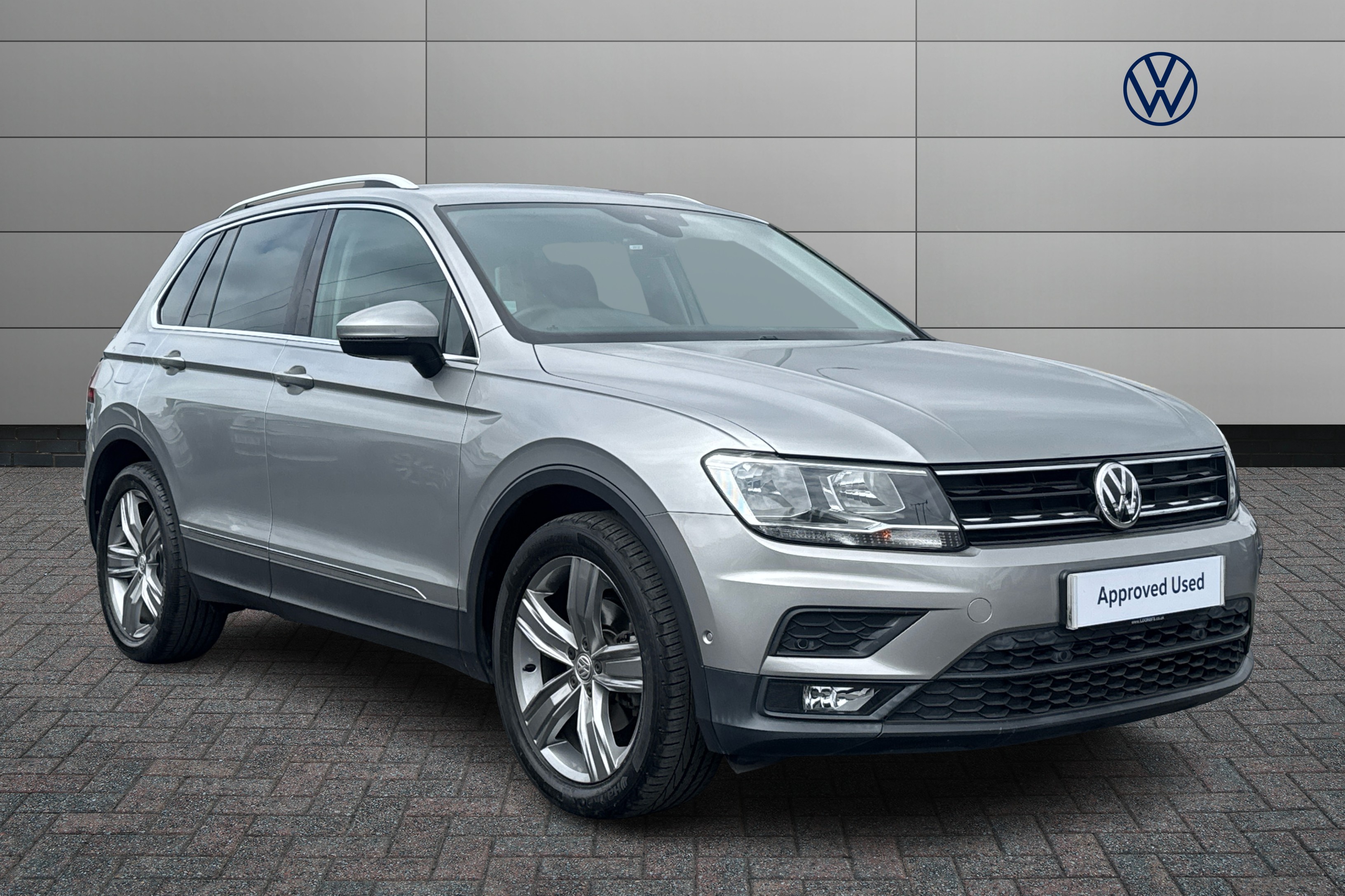 Main listing image - Volkswagen Tiguan