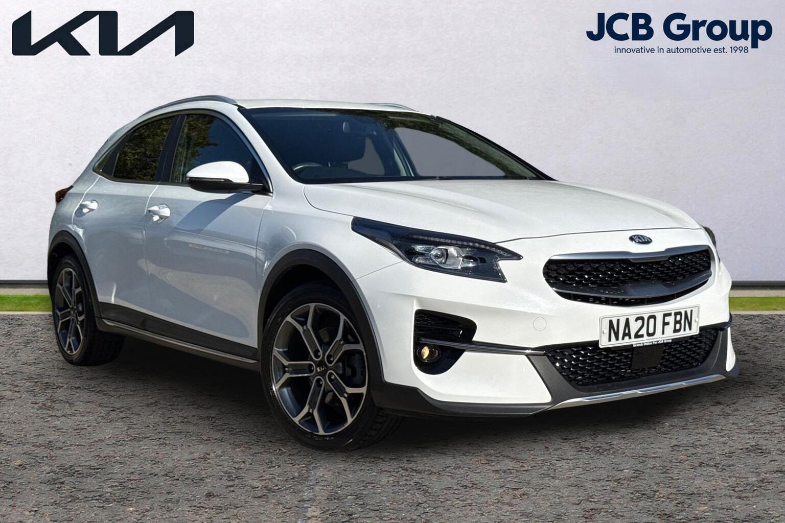Main listing image - Kia XCeed