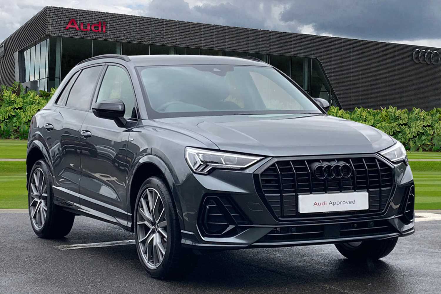 Main listing image - Audi Q3