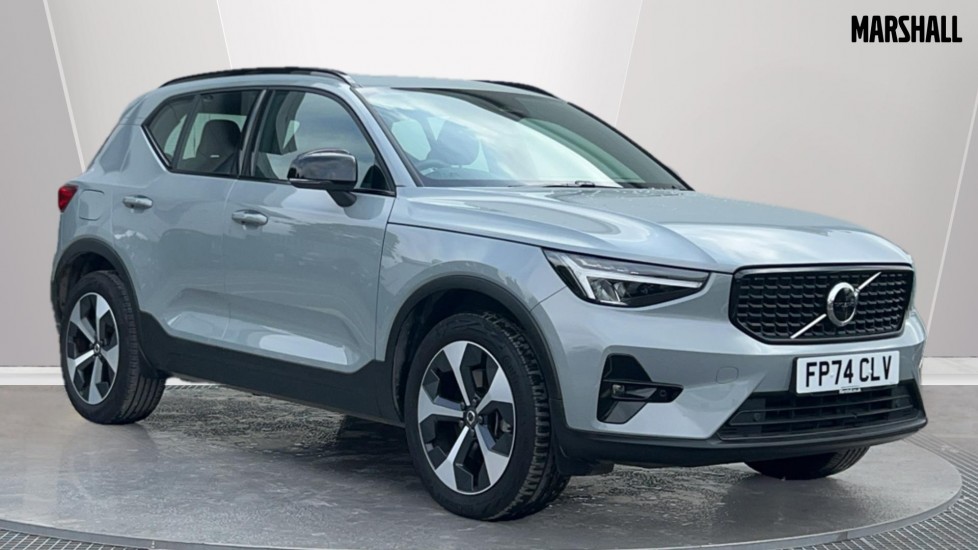 Main listing image - Volvo XC40