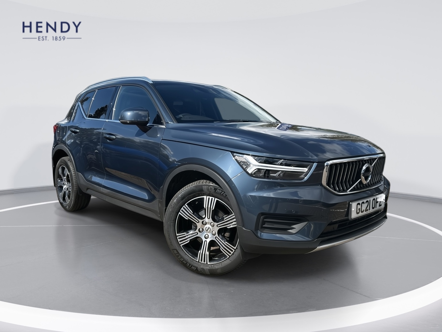 Main listing image - Volvo XC40