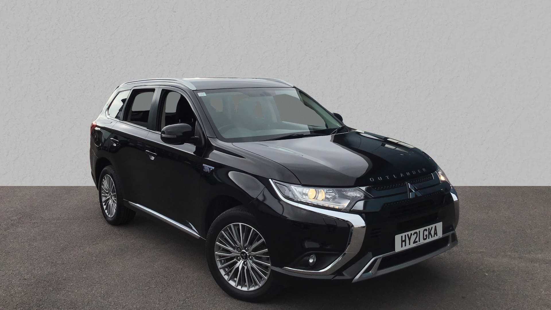 Main listing image - Mitsubishi Outlander