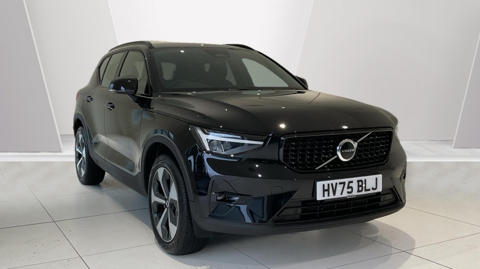 Main listing image - Volvo XC40