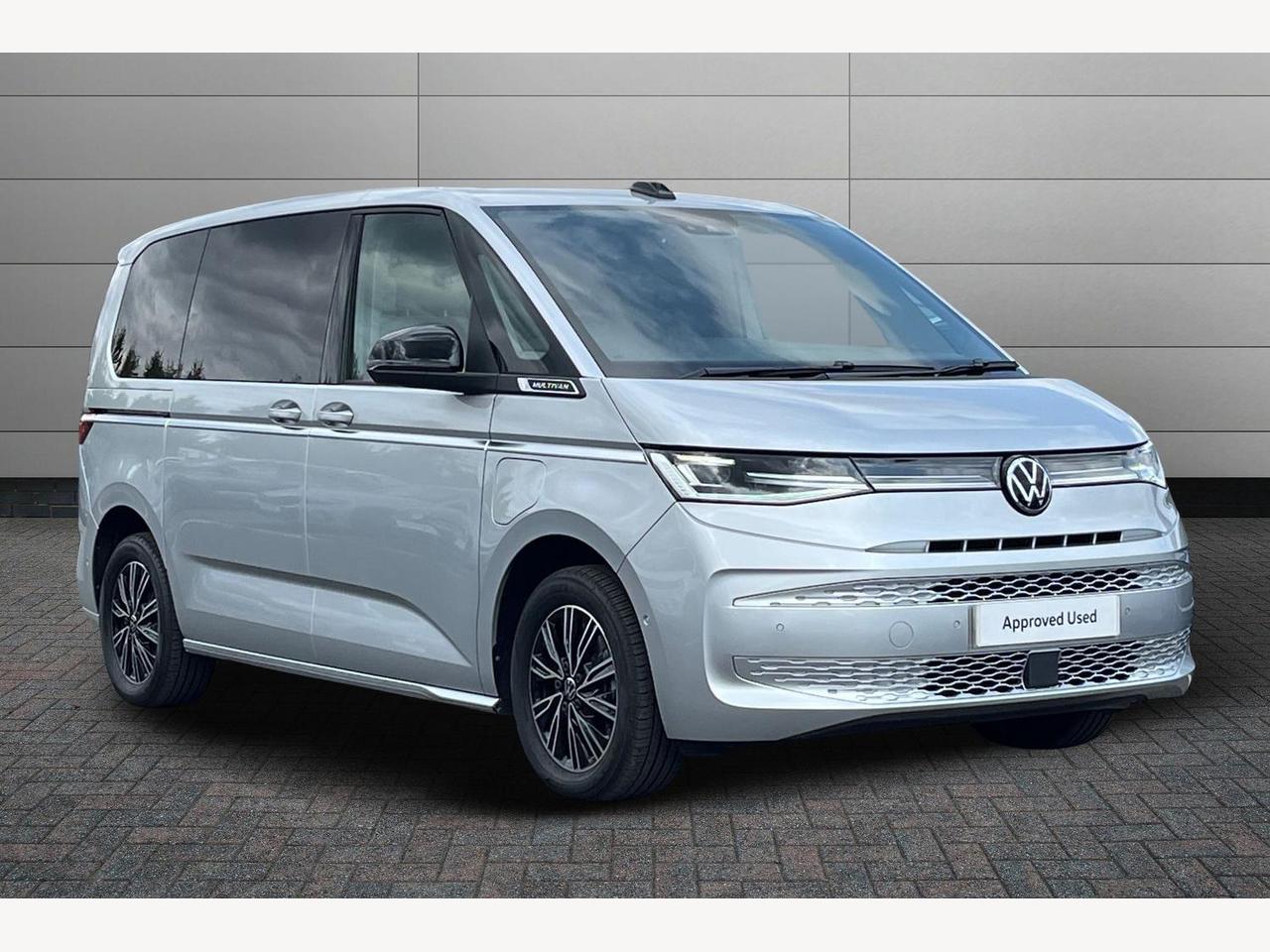 Main listing image - Volkswagen Multivan