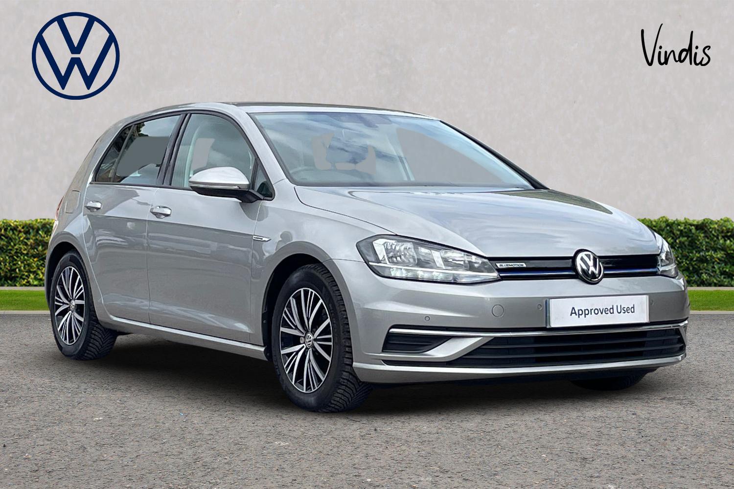 Main listing image - Volkswagen Golf