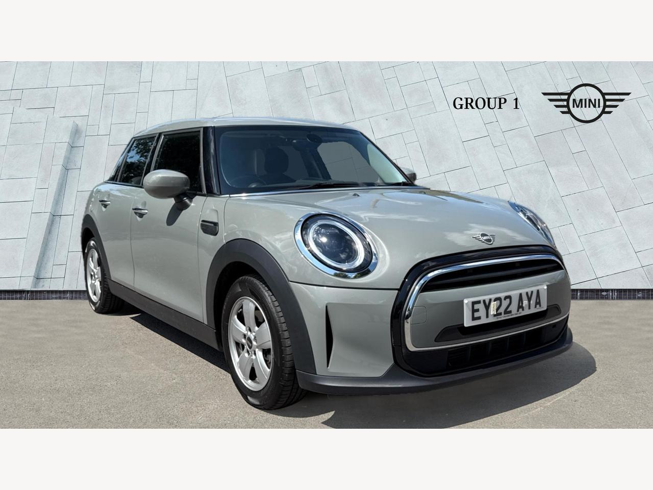 Main listing image - MINI Hatchback 5dr
