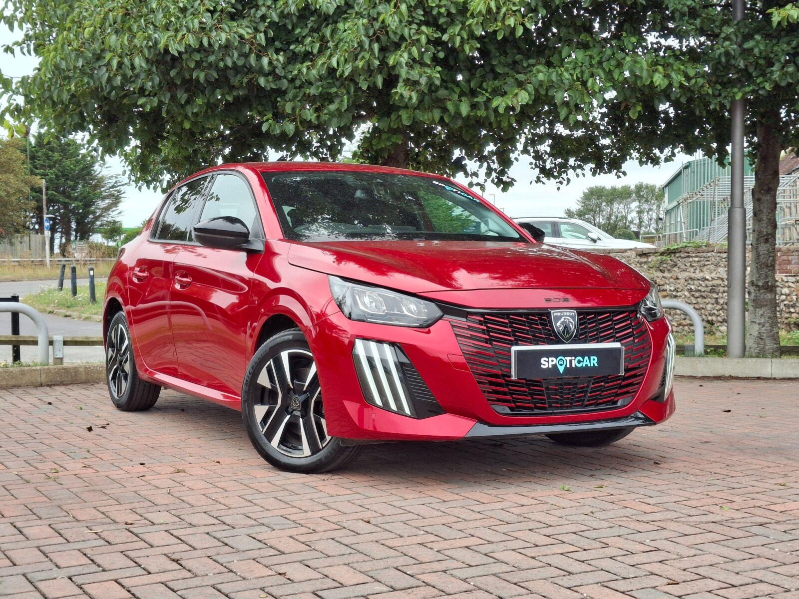 Main listing image - Peugeot 208