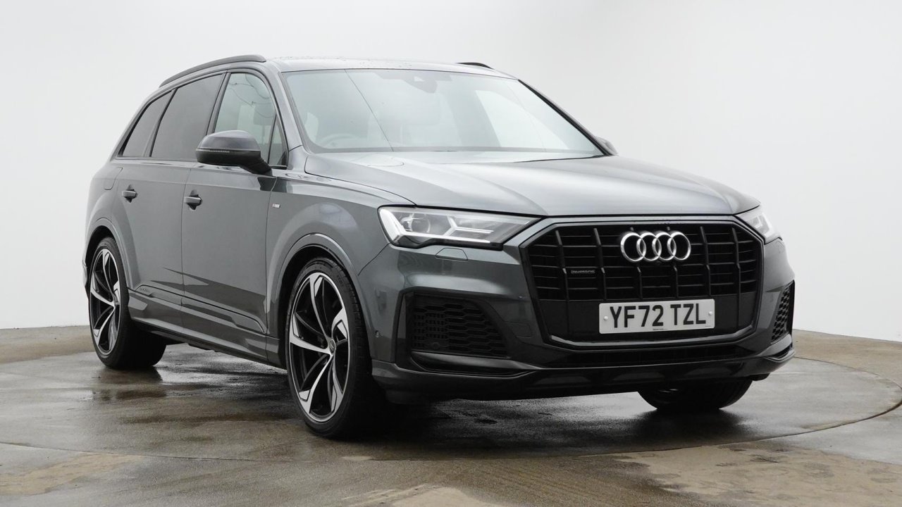 Main listing image - Audi Q7