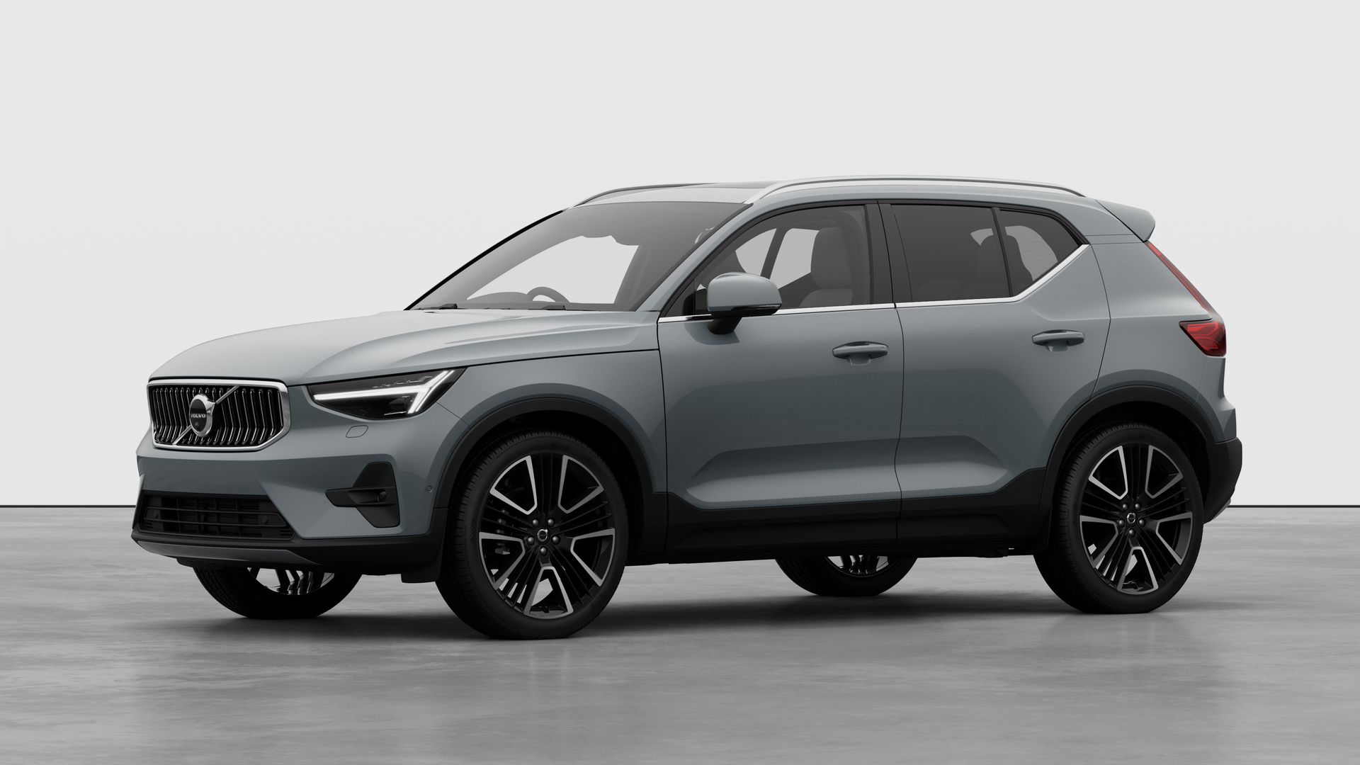 Main listing image - Volvo XC40