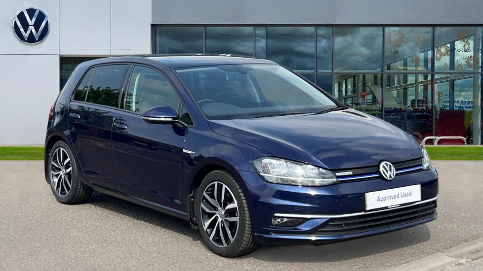 Main listing image - Volkswagen Golf
