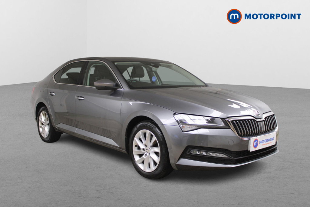 Main listing image - Skoda Superb