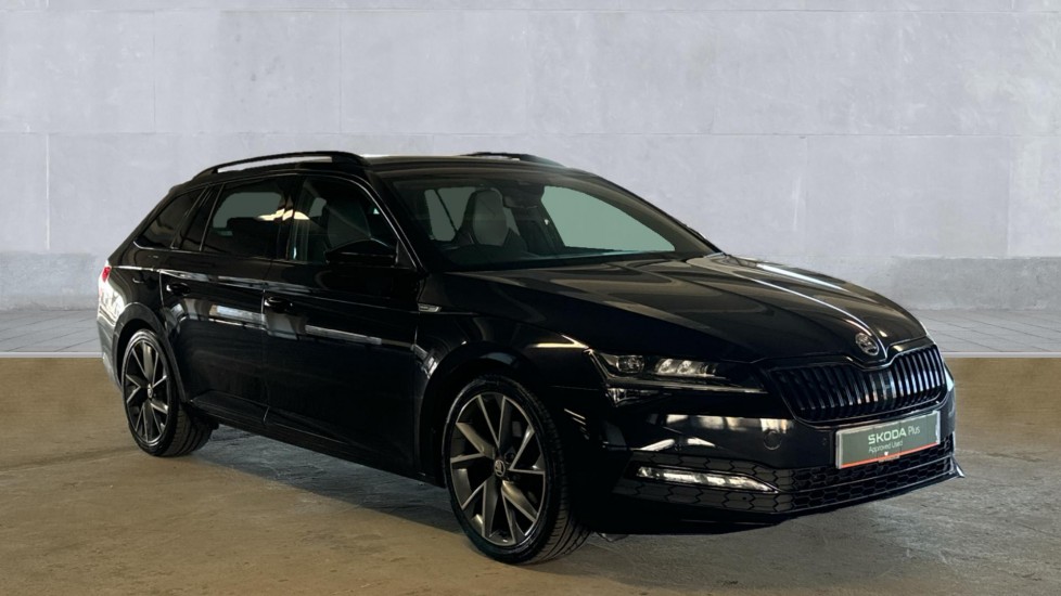 Main listing image - Skoda Superb Estate