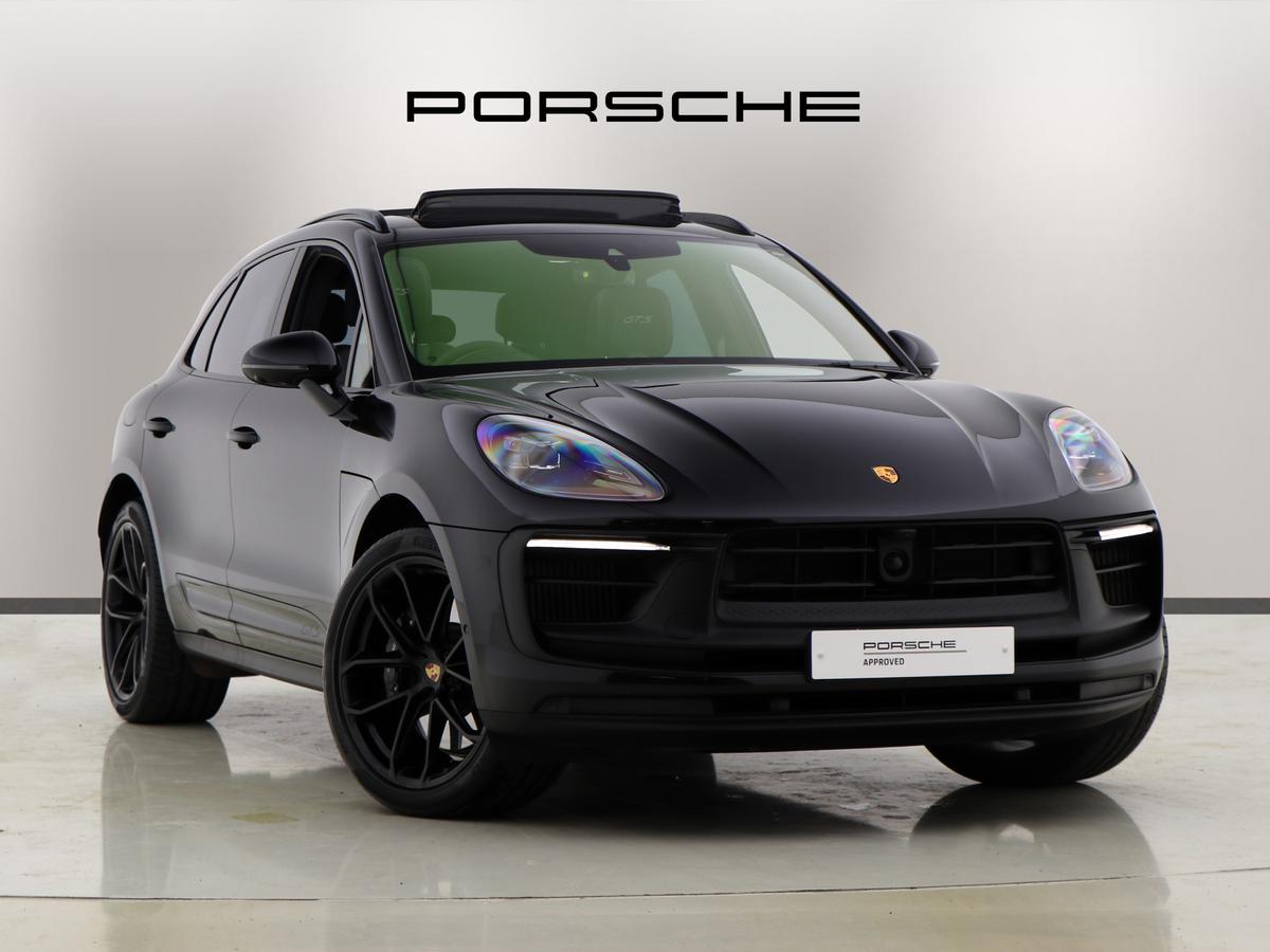 Main listing image - Porsche Macan