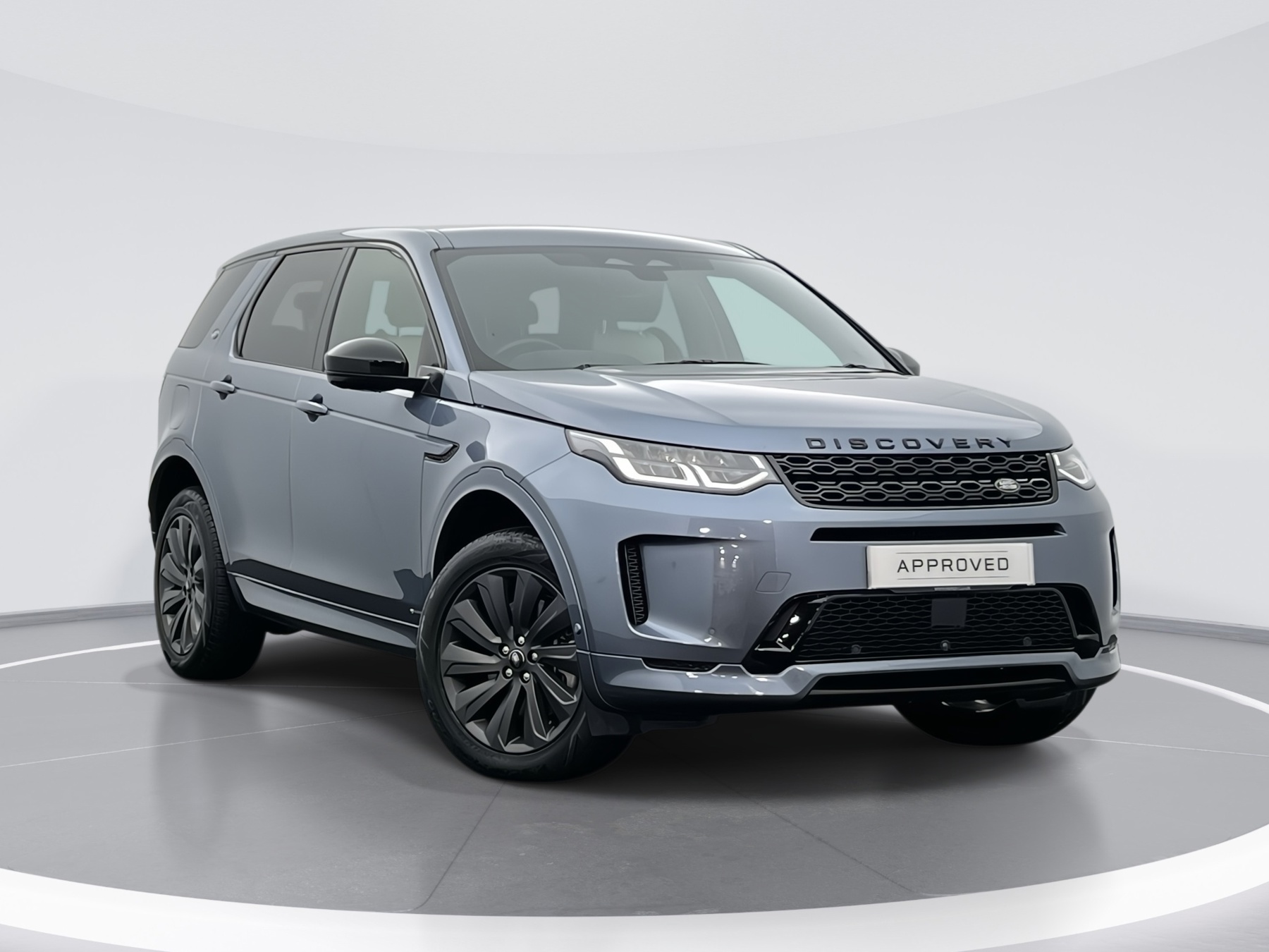 Main listing image - Land Rover Discovery Sport