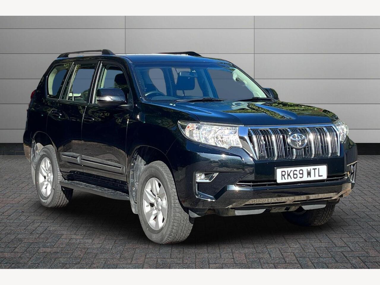 Main listing image - Toyota Land Cruiser