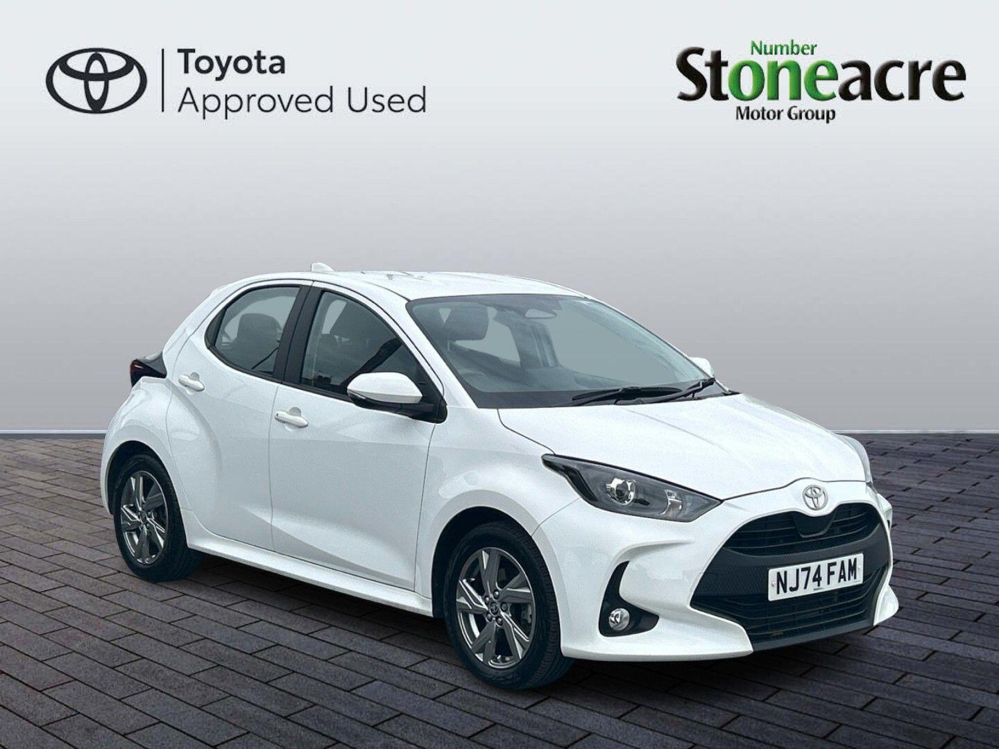 Main listing image - Toyota Yaris