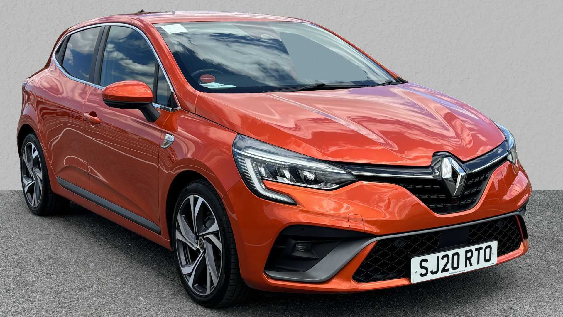 Main listing image - Renault Clio