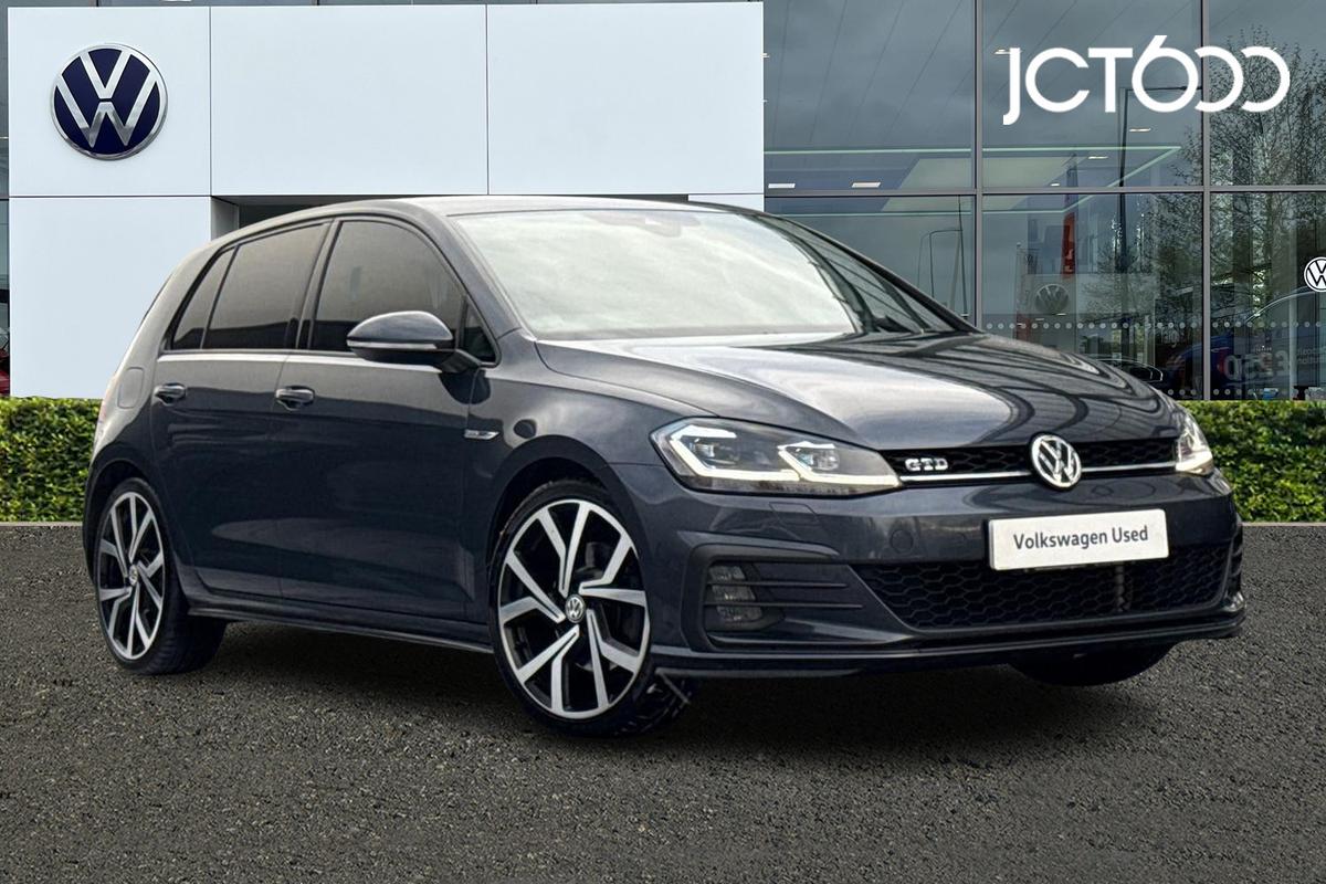 Main listing image - Volkswagen Golf