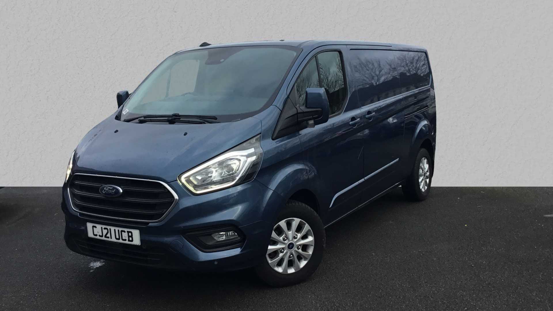 Main listing image - Ford Transit Custom