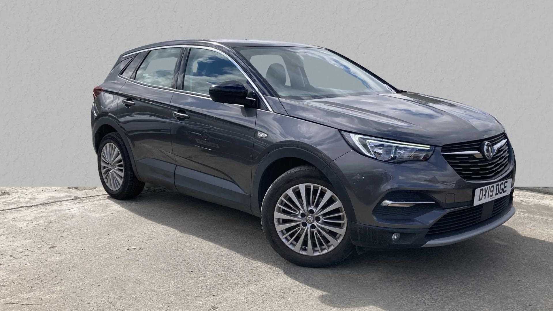 Main listing image - Vauxhall Grandland X