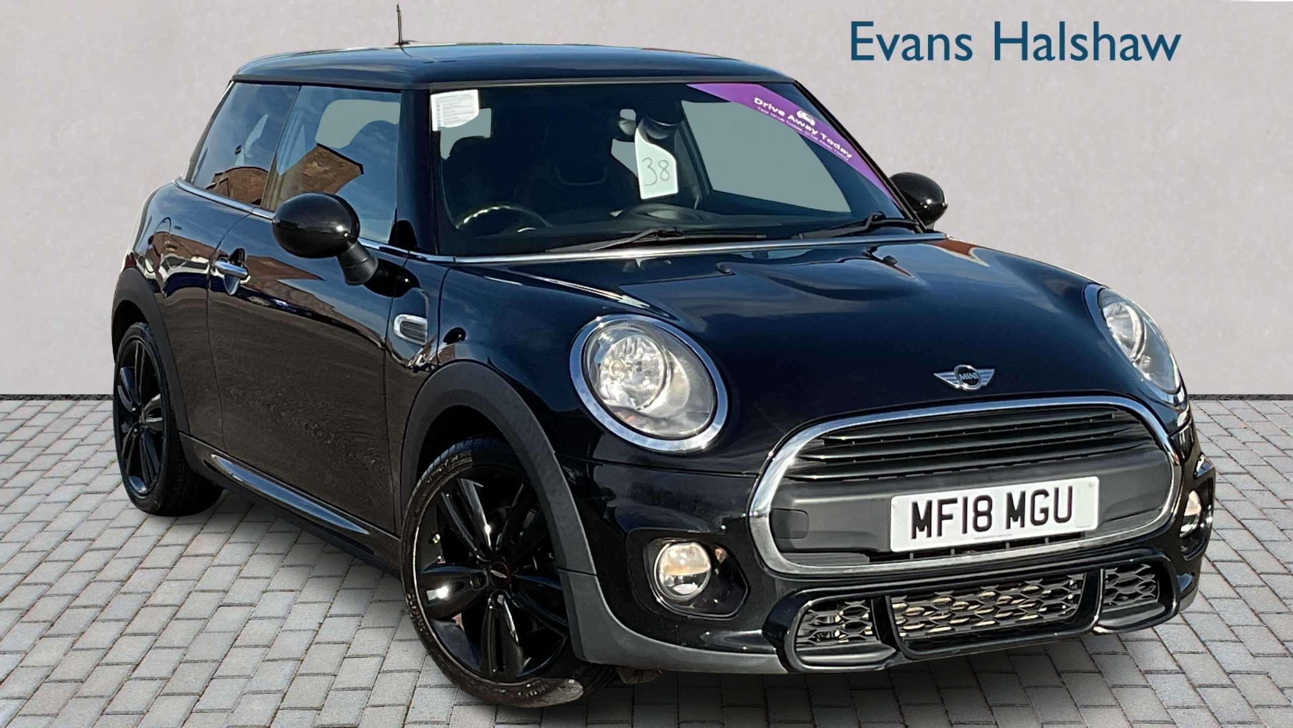 Main listing image - MINI Hatchback
